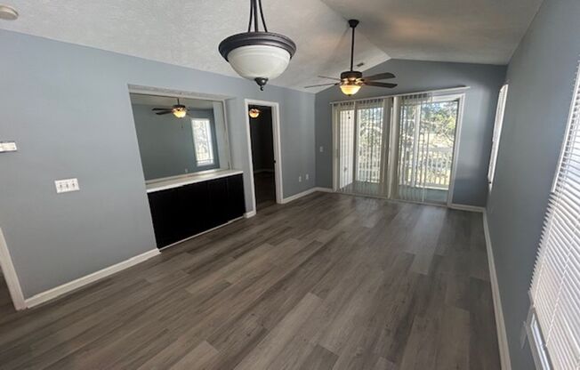 2 beds, 2 baths, $1,450, Unit UNIT 20 I