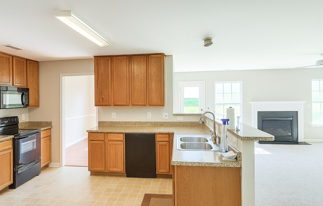 Beautiful 3 Bedroom, 2.5 Bath Home with Loft and 2-Car Garage