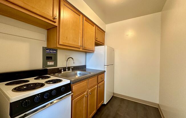 Studio, 1 bath, $805, Unit 310