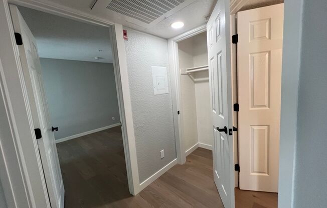 2 beds, 1 bath, 821 sqft, $2,760, Unit F022