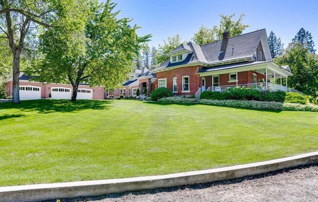 Historic Queen-Anne Style Home