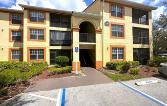 ** FAIRWAY PRESERVE ** 3 BED / 2 BATH CONDO - 1ST FLOOR - PET OK! - NORTH NAPLES - ANNUAL RENTAL