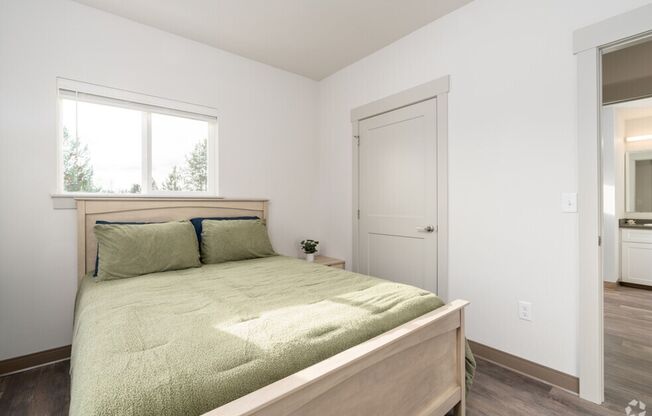 2 beds, 2 baths, 934 sqft, $1,761