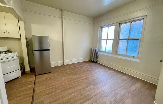 Studio, 1 bath, 194 sqft, $630, Unit 416