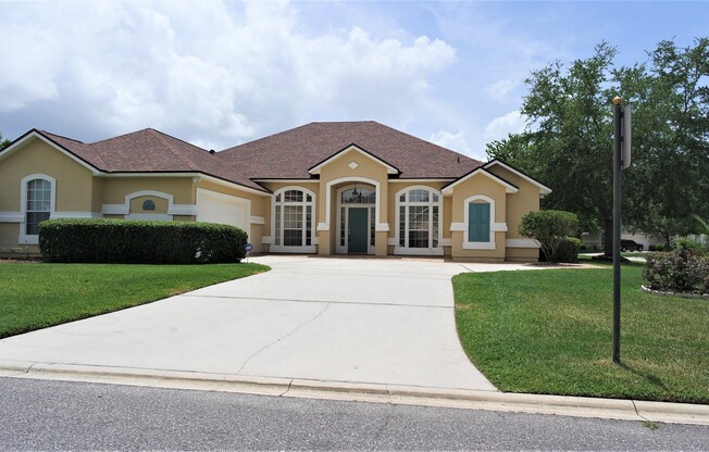 Fall Head Over Heels for this 4 bedroom, 3 bath Fleming Island Gem in Fleming Island Plantation!