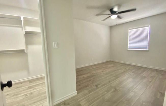 2 beds, 2 baths, 851 sqft, $1,175, Unit 43