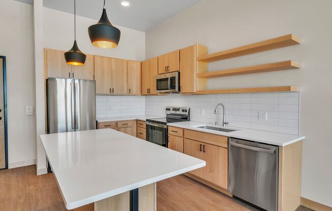 2 beds, 1.5 baths, 1,011 sqft, $2,150, Unit 412