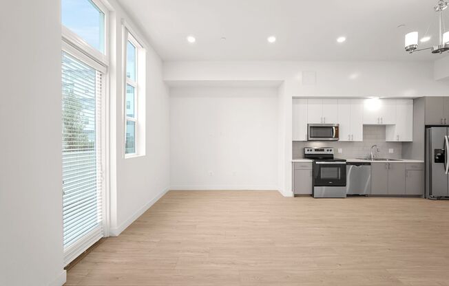 2 beds, 1 bath, 749 sqft, $3,695, Unit 202