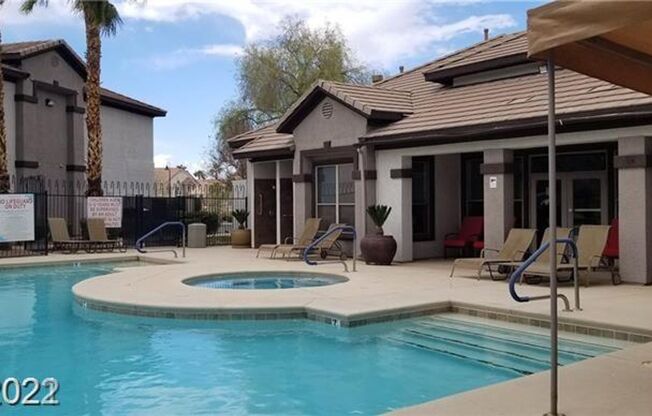 2 beds, 2 baths, $1,400