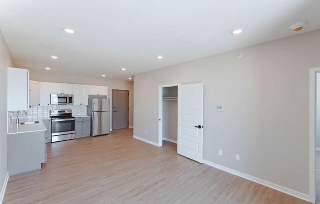1 bed, 1 bath, 667 sqft, $1,199, Unit 246
