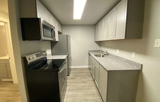 3 beds, 2 baths, 643 sqft, $2,550, Unit C-102