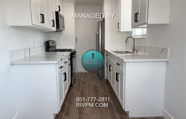 2 beds, 1 bath, 950 sqft, $1,750