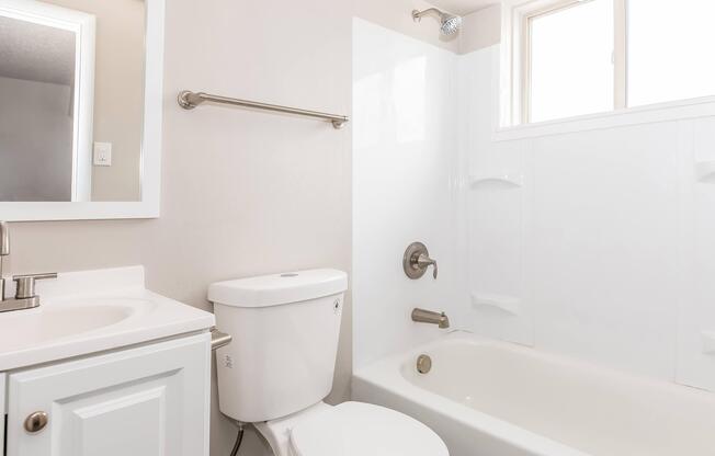 Studio, 1 bath, 294 sqft, $849