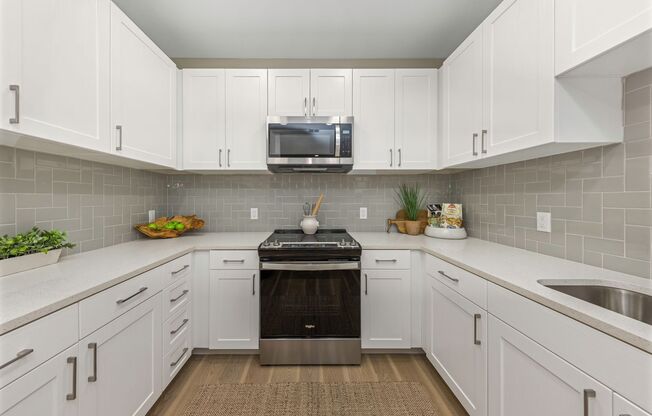 1 bed, 1 bath, 836 sqft, $1,950, Unit B1-103