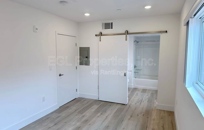 1 bed, 1 bath, 607 sqft, $2,350, Unit 602