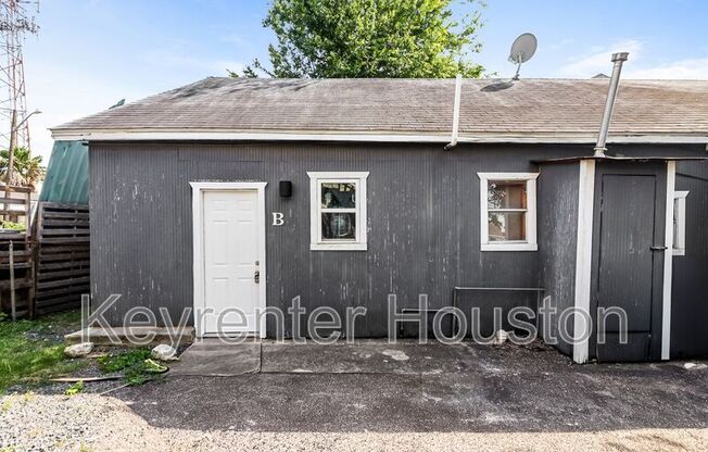 4610 SCHROEDER RD