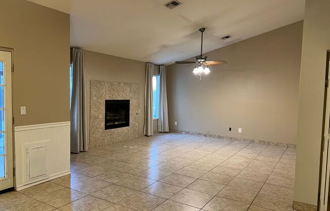 Spacious 3-Bedroom, 2-Bath Home with Den & RV Parking in a Bullhead City Prime Location