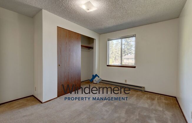 2 beds, 1 bath, $1,500, Unit 205