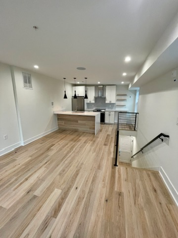 1110 6 ST NW