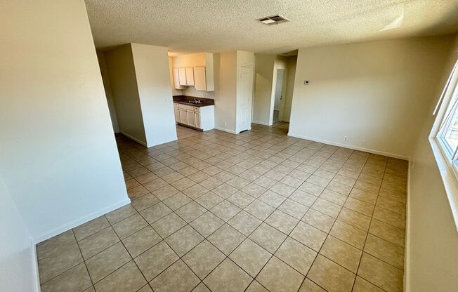 225 E Foster Ave. Unit 7