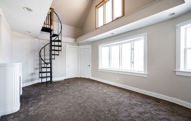 Beautiful 3 Bedroom 2 Bath