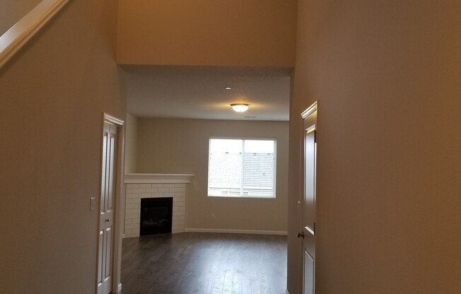 Beautiful 4BD Camas Home Within 5 Minutes of Three Top Ranked Camas Schools! Min to I-5 & PDX!
