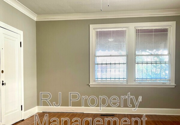 72 N BELVEDERE BLVD