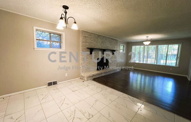 Nicely Maintained 3/2/2 on Corner Lot in Cedar Hill For Rent!