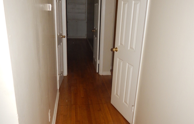 3 beds, 2 baths, $2,000