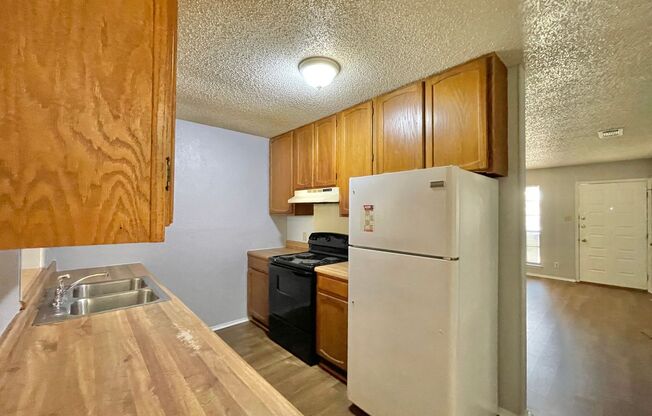 2 beds, 1.5 baths, 1,182 sqft, $1,150, Unit 3010 A Trenton