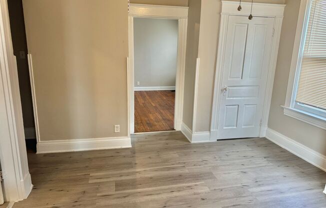 1 bed, 1 bath, $950, Unit 4