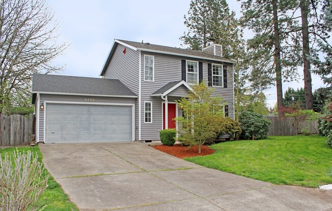 Traditional Modern Home On Cul-De-Sac in Established Beaverton Neighborhood