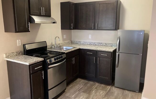 Studio, 1 bath, 308 sqft, $775, Unit 307