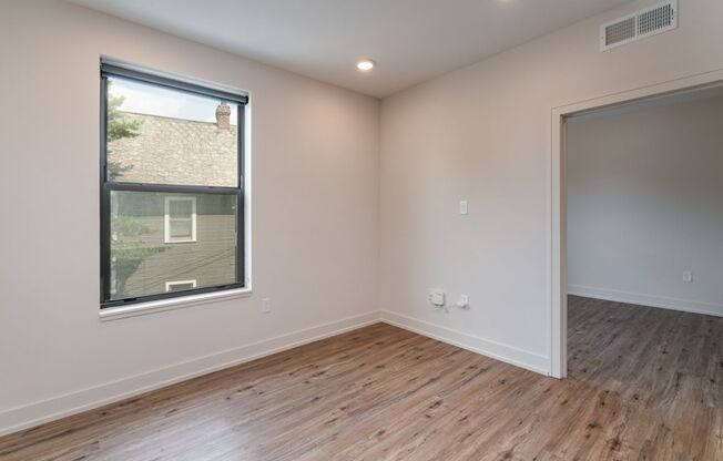 2 beds, 1 bath, $1,600, Unit 1050 N 4th St. Apt. 221