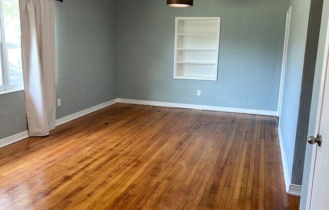 3 bedroom 1 bath home with a large yard and central location!
