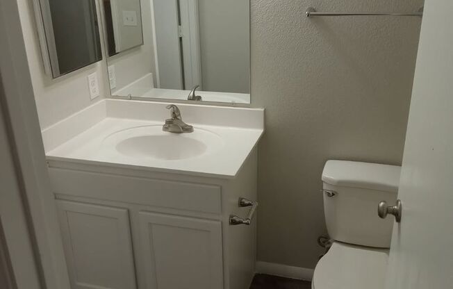 2 beds, 1.5 baths, 775 sqft, $1,595, Unit B-216