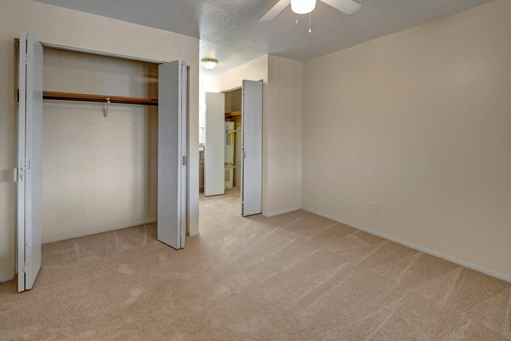 Welcome to The Club at Eagle Point Apartment Homes