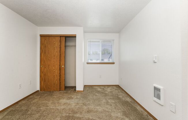 2 beds, 2 baths, 976 sqft, $1,450, Unit 2271-105