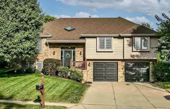 West Omaha Gem!!
