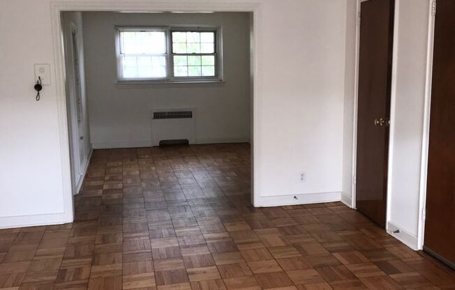 1 bed, 1 bath, 700 sqft, $1,500, Unit 00 - E