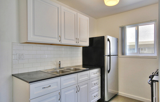 1 bed, 1 bath, 600 sqft, $2,608.2, Unit 3