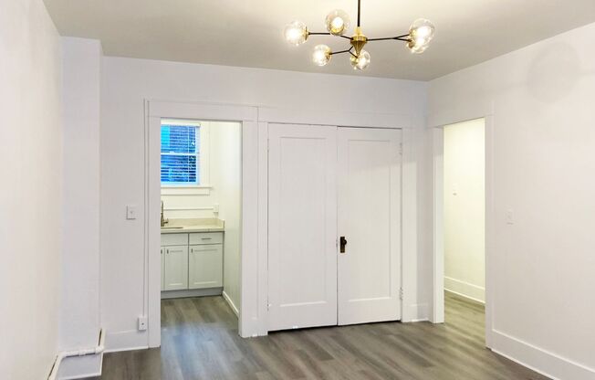 Virginian Apartments