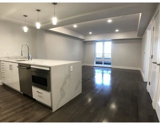 1 bed, 1 bath, 743 sqft, $3,200, Unit 402