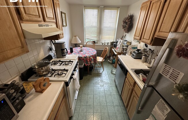 1 bed, 1 bath, $2,450, Unit 8