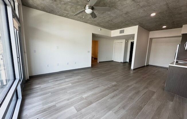 1 bed, 1 bath, 588 sqft, $2,995, Unit 201