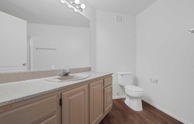 1 bed, 1 bath, 740 sqft, $1,425