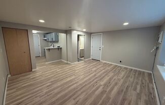 1809 S 14th Ave