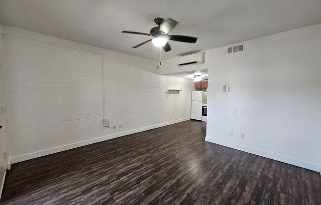 Hampton Court Apartments