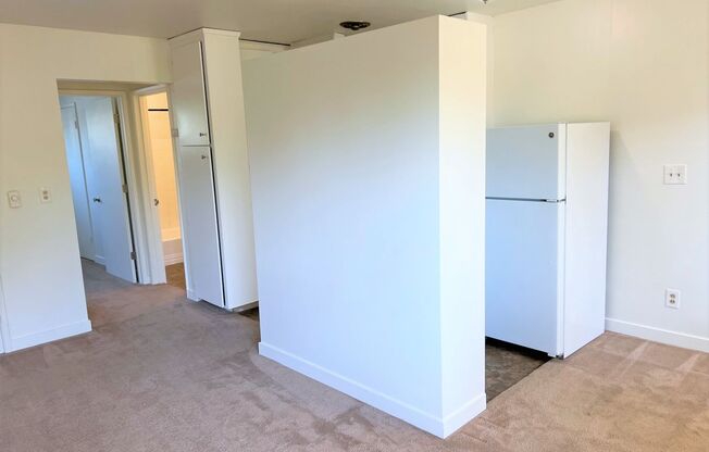 1 bed, 1 bath, 600 sqft, $1,695, Unit 10