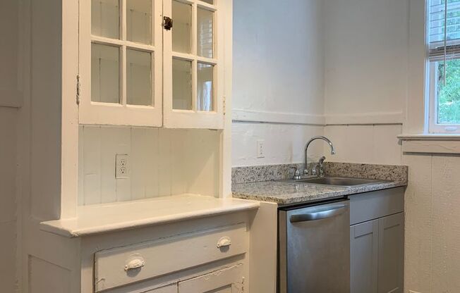 1 bed, 1 bath, 800 sqft, $1,825, Unit 1219-10